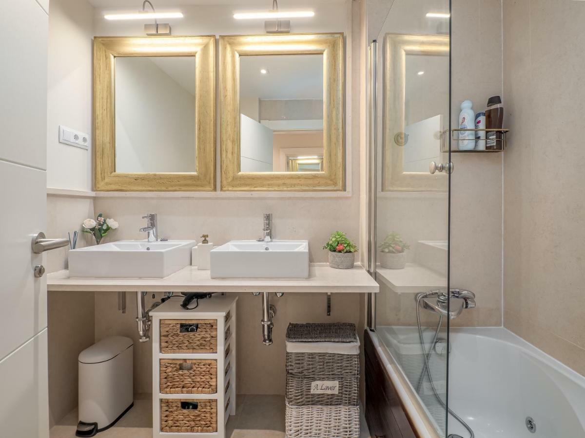 Amazing Two Bedroom Apartment In Los Flamingos, Marbella Estepona Luaran gambar